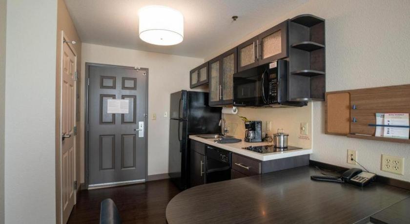Candlewood Suites Saint Joseph By Ihg Exterior foto